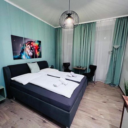 Neu Renovierte Unterkunft Apartment Vienna Luaran gambar