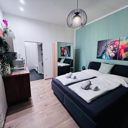 Neu Renovierte Unterkunft Apartment Vienna Luaran gambar